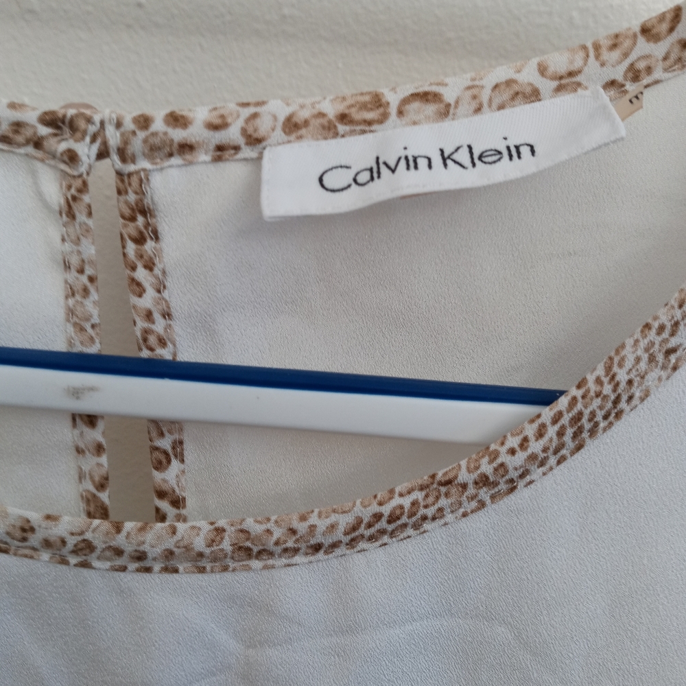 Calvin Klein - Picture 2 of 3
